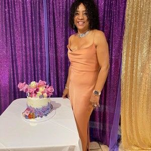 Meet your Posher, Veronica